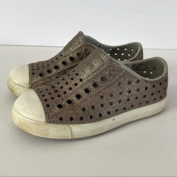 Native Jefferson Silver Bling Child Size 9 - Picture 2 of 9